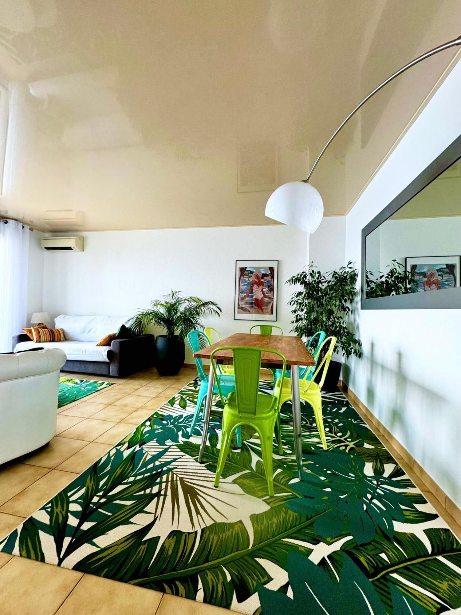 Vue Exceptionnelle Debut Cap Corse La Pier Noire Apartment San-Martino-di-Lota Luaran gambar