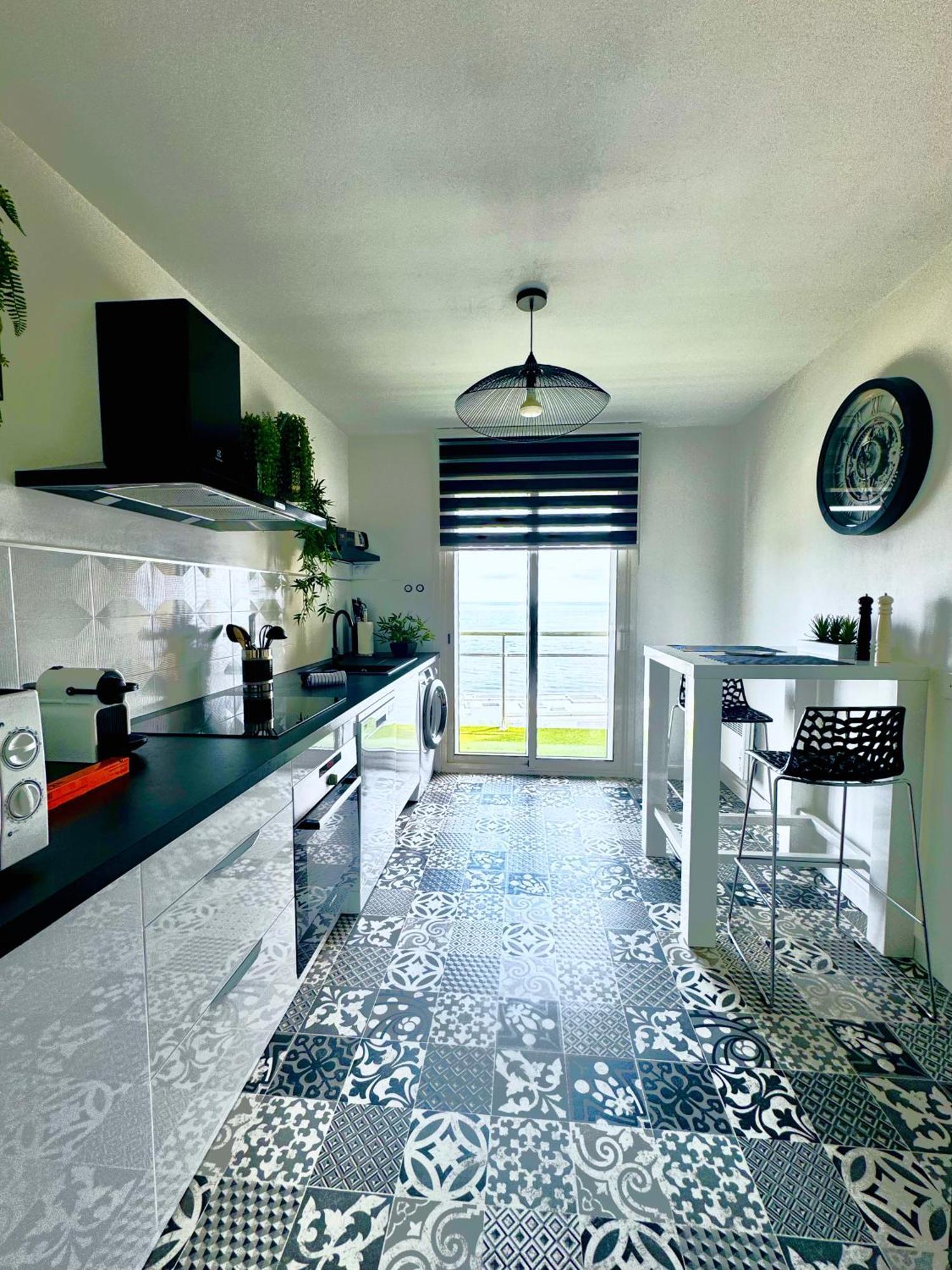 Vue Exceptionnelle Debut Cap Corse La Pier Noire Apartment San-Martino-di-Lota Luaran gambar